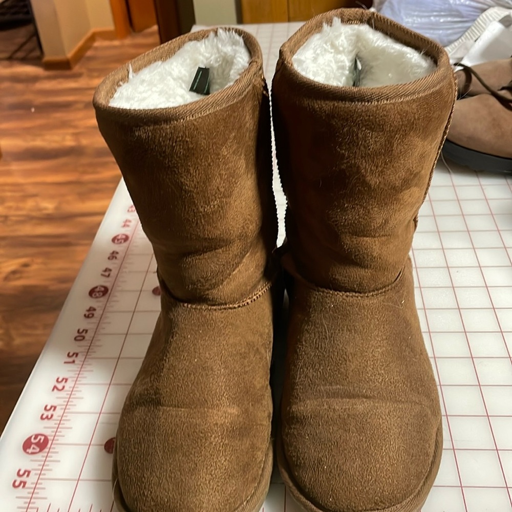 DAWGs Mid Calf Suede Booties Size 7